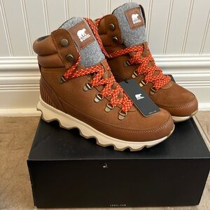 Sorel Kinetic Conquest Tan Sz 9